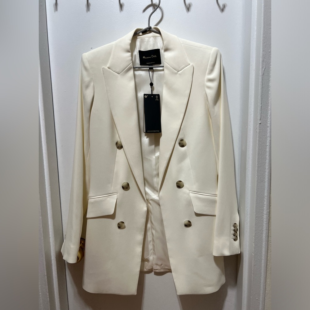White Blazer, US 2